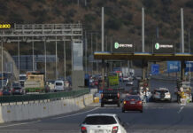 Cámara apoya legislar proyecto que termina con las sanciones para quienes circulan sin TAG