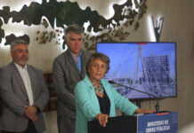 Comité de expertos entrega a la ministra del MOP libro con principales lineamientos para el programa Santiago Buen Vecino