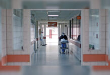 Acelerar las inversiones hospitalarias por Carlos Zeppelin