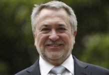 Telecomunicaciones: el riesgo de desplome de las operadores locales por Jorge Atton P.